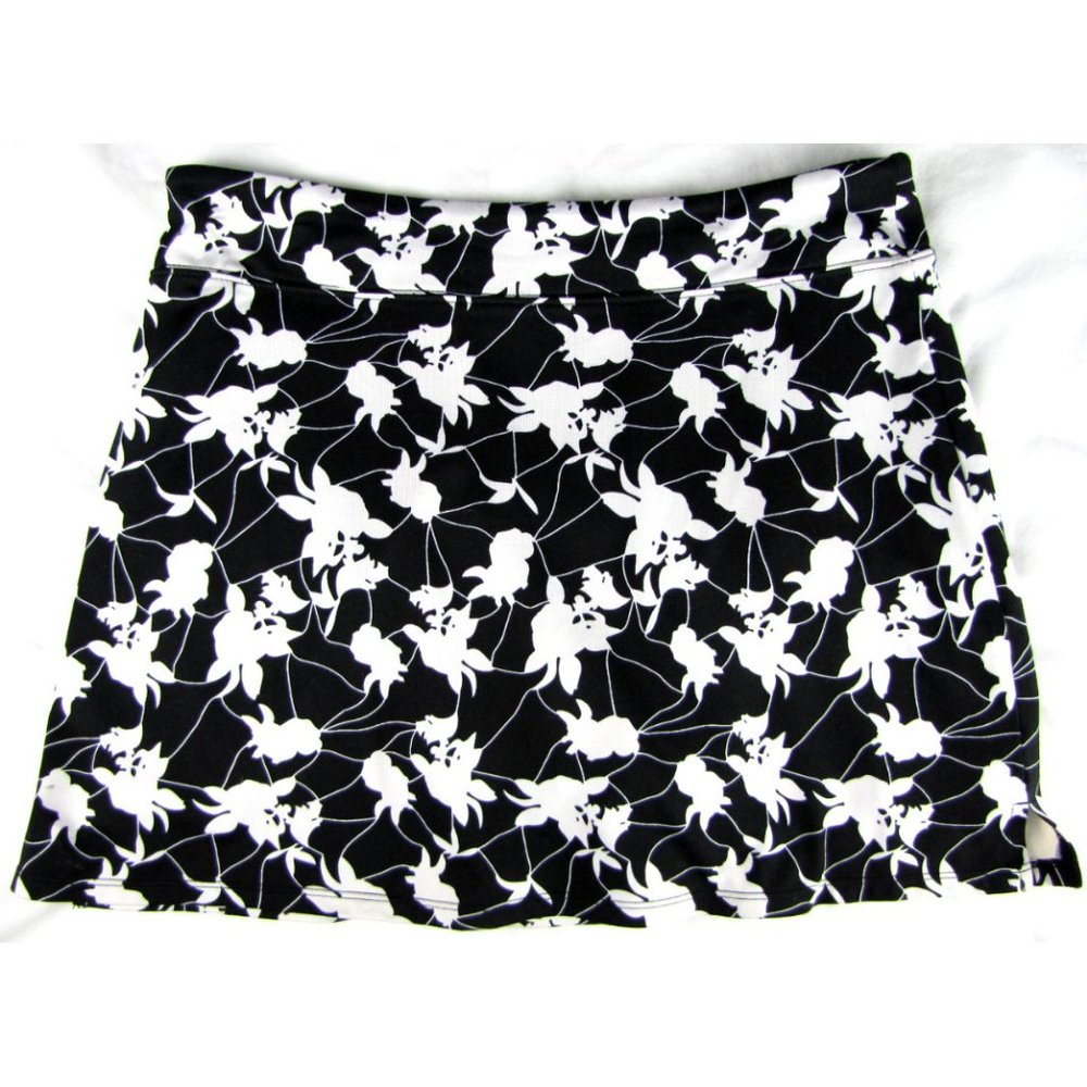 SALE! Floral Black White Short Mini Skirt